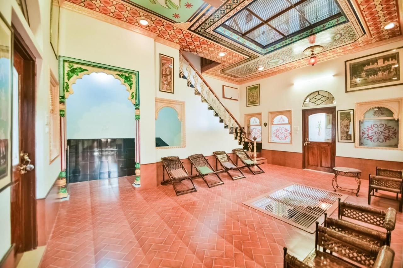 בונדי Jhankar Mansion A Heritage Haveli מראה חיצוני תמונה